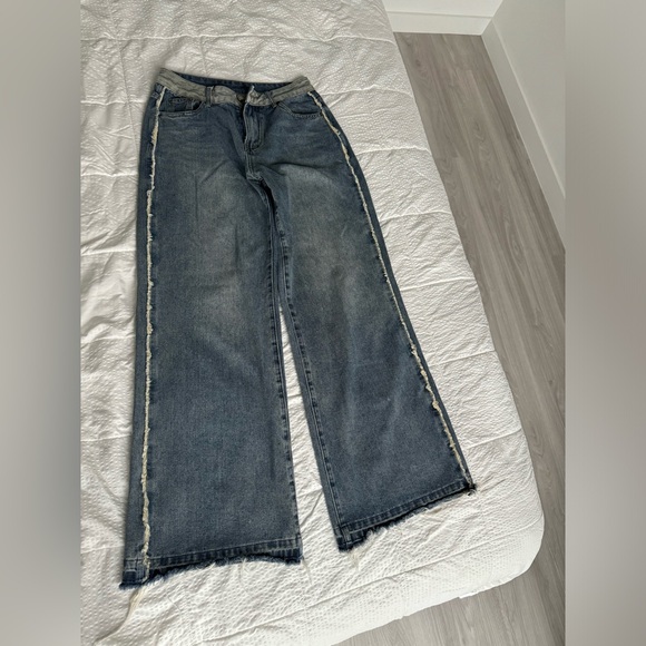 Jeans size S or 27 - Picture 2 of 3